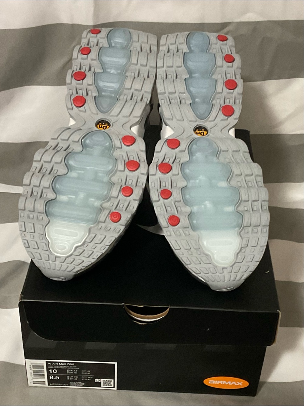 Nike Air Max DN8 “Wolf Grey Metallic Silver” Women’s size 10/8.5 Men’s New w/Box - Picture 9 of 10